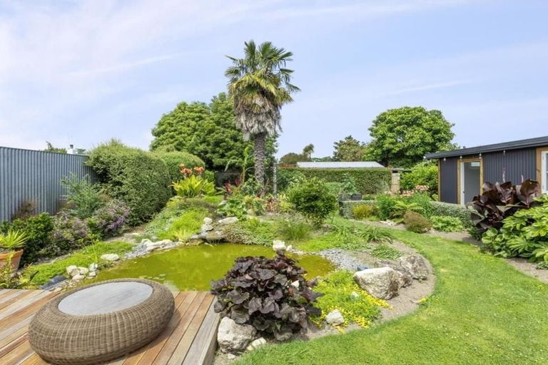 Photo of property in 1111a Heretaunga Street East, Parkvale, Hastings, 4122