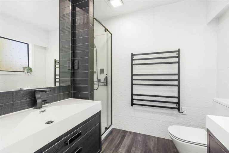 Photo of property in 66 Chedworth Avenue, Chedworth, Hamilton, 3210