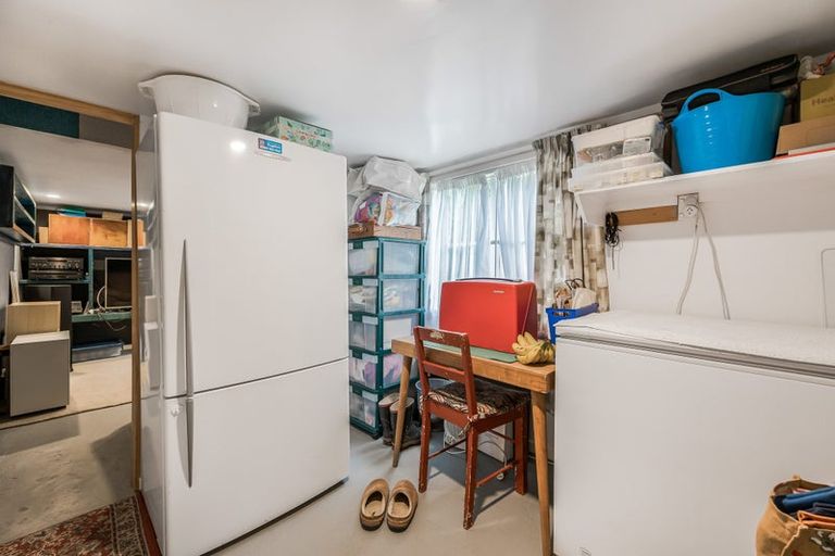 Photo of property in 155 Hutchinson Avenue, New Lynn, Auckland, 0600