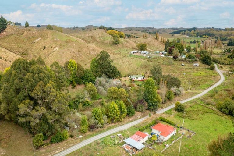 Photo of property in 108 Mangapapa Road, Ohingaiti, Hunterville, 4783