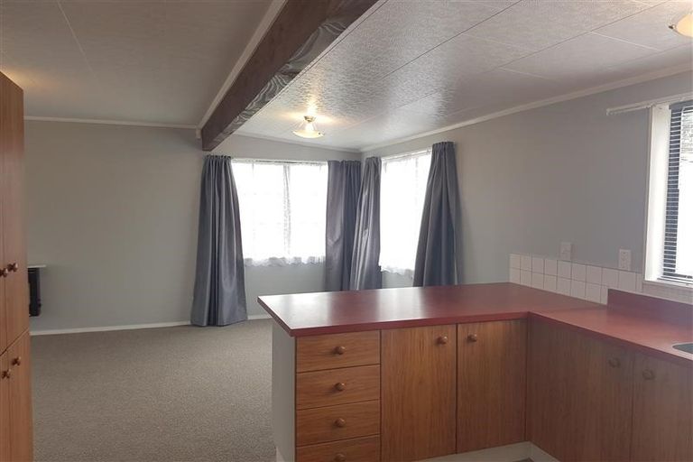 Photo of property in 20 Cargill Grove, Kelvin Grove, Palmerston North, 4414