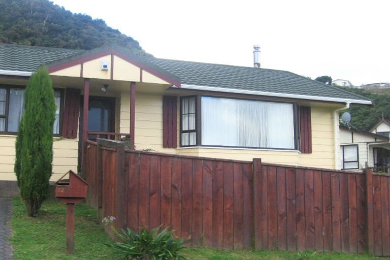 Photo of property in 72 Percy Dyett Drive, Karori, Wellington, 6012