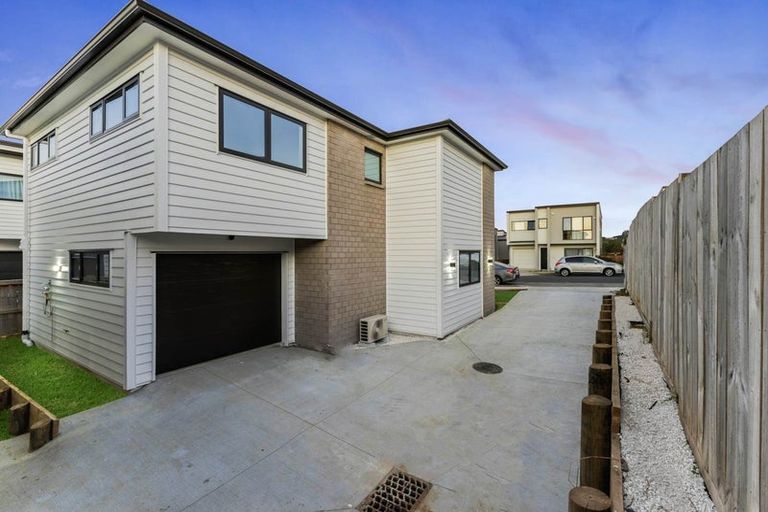 Photo of property in 13a Ascent Street, Flat Bush, Auckland, 2019