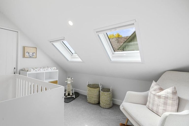 Photo of property in 17 Innes Road, St Albans, Christchurch, 8052