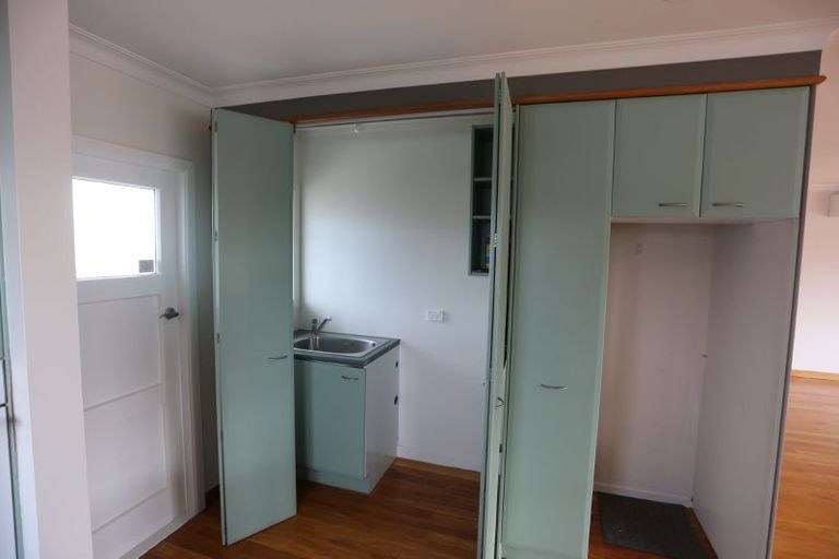 Photo of property in 58 Harvey Street, Waipahihi, Taupo, 3330