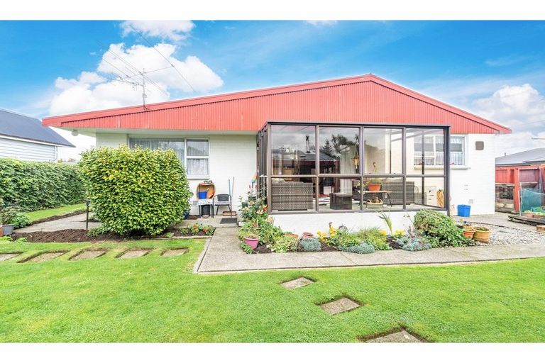 Photo of property in 26 Bullar Street, Grasmere, Invercargill, 9810