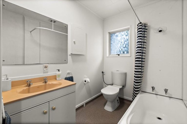 Photo of property in 25 Liverpool Crescent, Tamatea, Napier, 4112