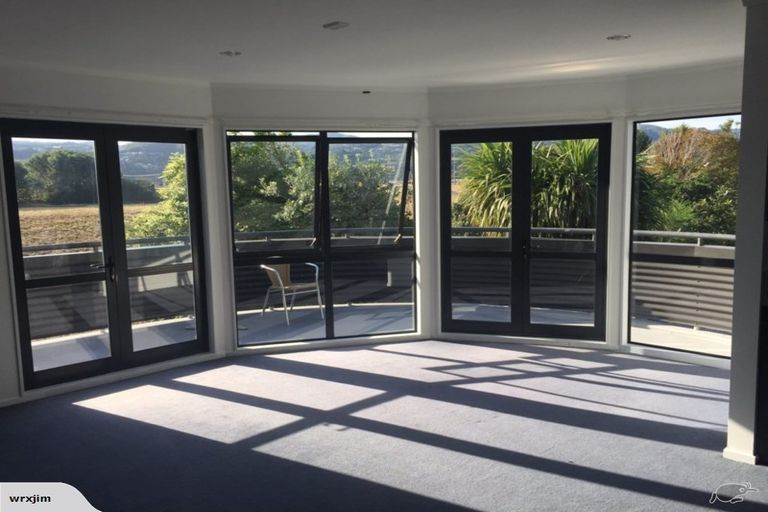 Photo of property in 63a Randwick Crescent, Moera, Lower Hutt, 5010