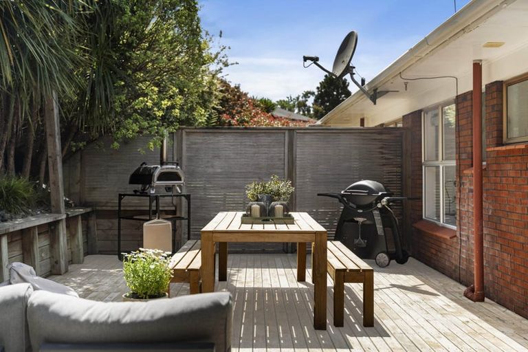 Photo of property in 1/113 Monarch Avenue, Hillcrest, Auckland, 0627