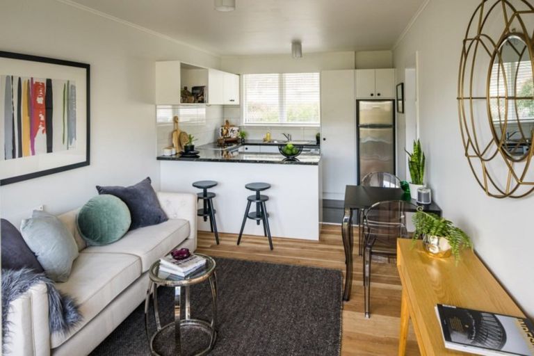 Photo of property in 8/238 Muritai Road, Eastbourne, Lower Hutt, 5013