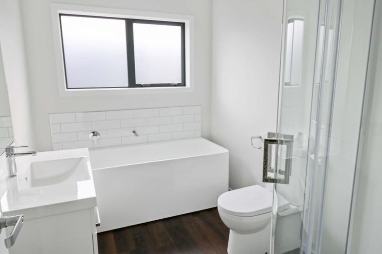 Photo of property in 34 Castletown Street, Wallaceville, Upper Hutt, 5018