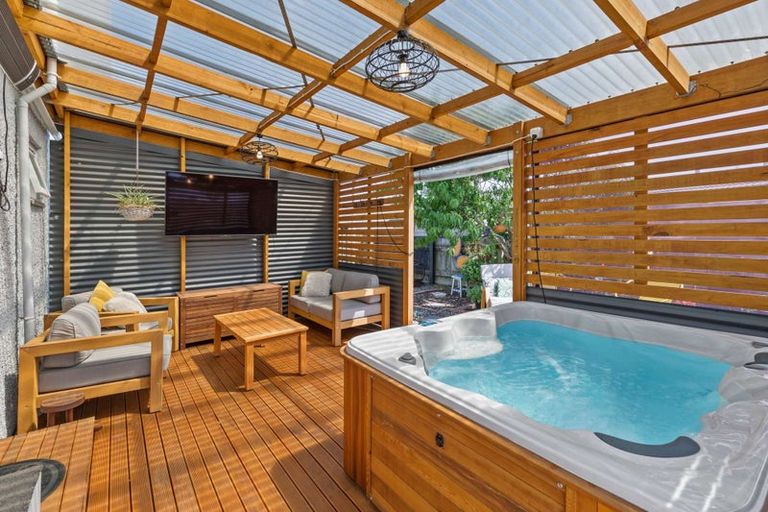 Photo of property in 96 Alma Road, Gonville, Whanganui, 4501