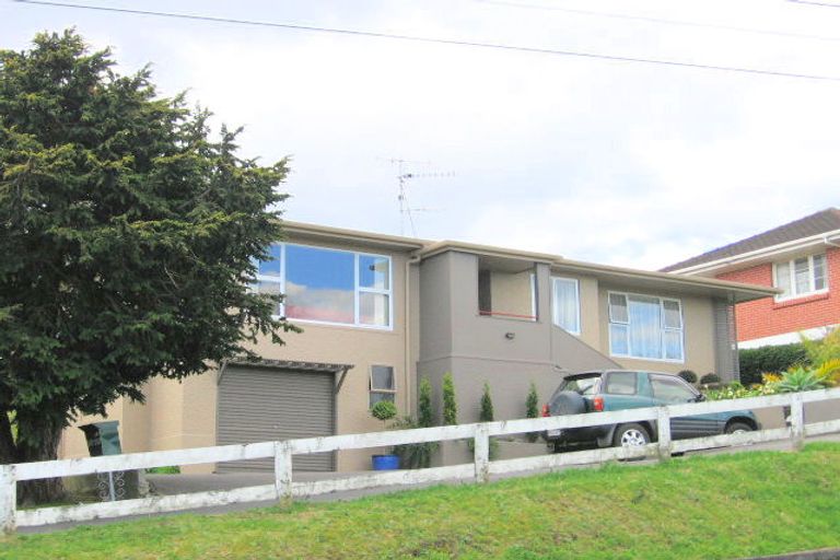 Photo of property in 1/187 Darraghs Road, Brookfield, Tauranga, 3110