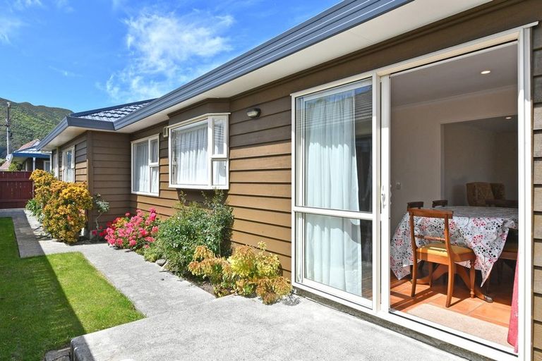 Photo of property in 17 Grenville Street, Waiwhetu, Lower Hutt, 5010