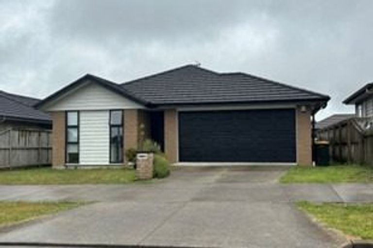 Photo of property in 14 Maxwell Road, Pukekohe, 2120