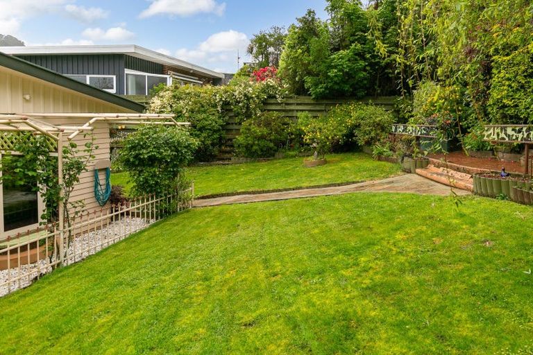 Photo of property in 103 Churchill Drive, Crofton Downs, Wellington, 6035