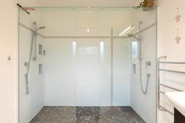 Photo of property in 71 Karamea Street, Whalers Gate, New Plymouth, 4310