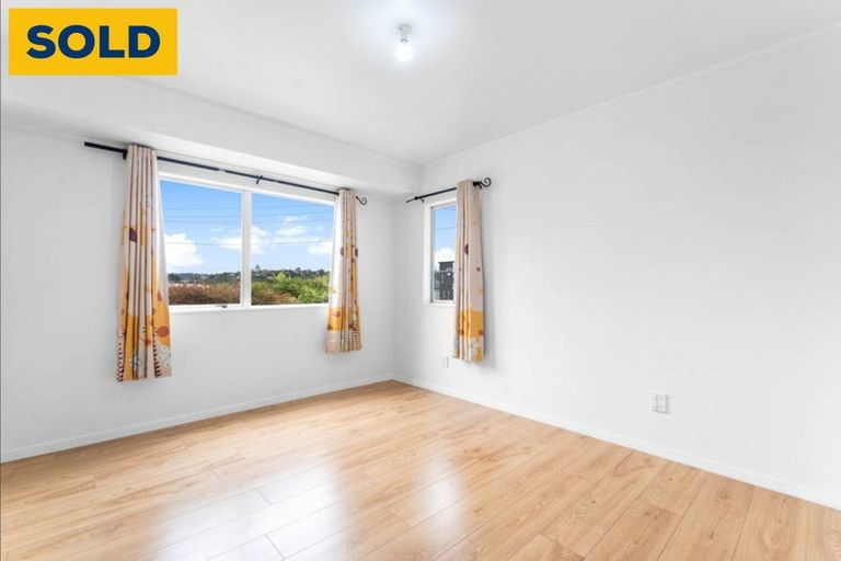 Photo of property in 1/163 Rathgar Road, Henderson, Auckland, 0610
