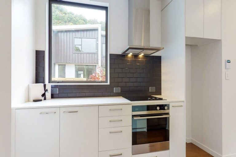 Photo of property in 55 Rua Kai Way, Brooklyn, Wellington, 6021