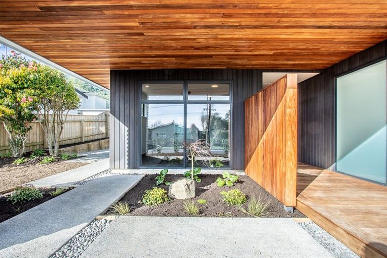 Photo of property in 75 Seddon Street, Waikanae, 5036