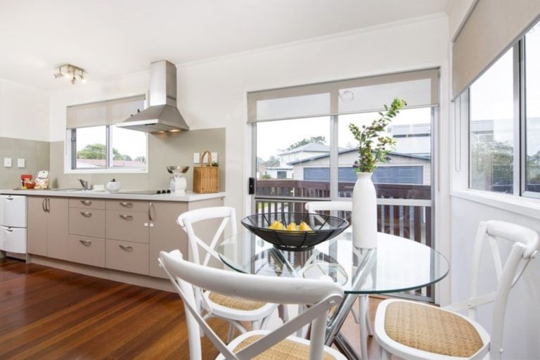 Photo of property in 29 Casuarina Road, Half Moon Bay, Auckland, 2012