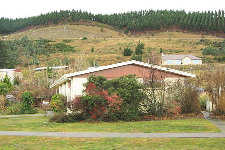 Photo of property in 64 Hazlett Street, Clyde, 9330