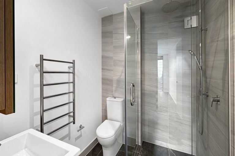 Photo of property in 605/1 Buscomb Avenue, Henderson, Auckland, 0610