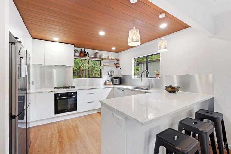 Photo of property in 169 Wairere Road, Waitakere, Henderson, 0782