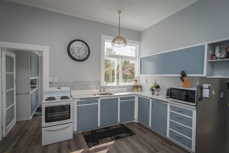 Photo of property in 37 Raymond Street, West End, Timaru, 7910