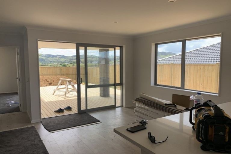 Photo of property in 76 Harriet Johnston Drive, Pokeno, 2402