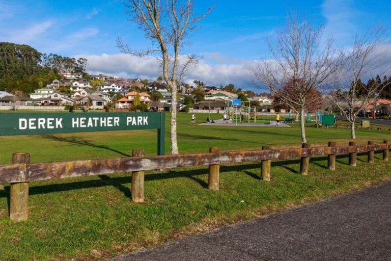 Photo of property in 2 Parkview Avenue, Western Heights, Hamilton, 3200