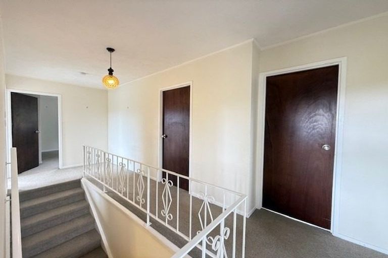 Photo of property in 70 Glencoe Road, Browns Bay, Auckland, 0630