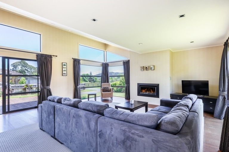 Photo of property in 108 Kinloch Road, Kinloch, Taupo, 3377