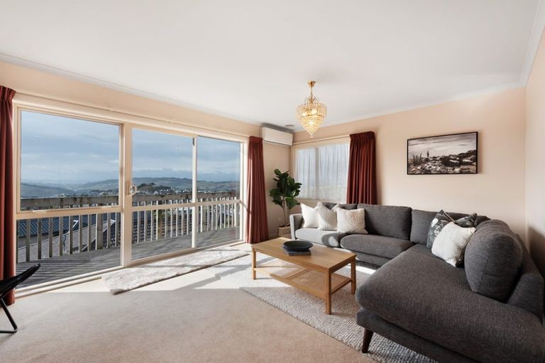 Photo of property in 26 Comber Place, Johnsonville, Wellington, 6037