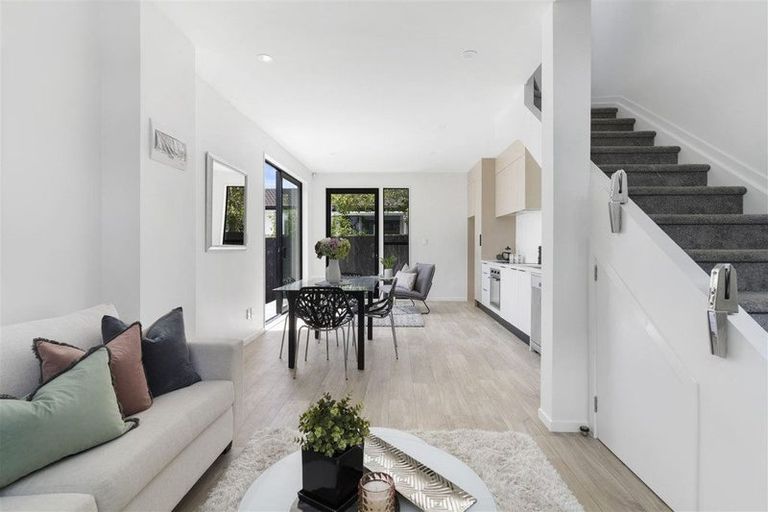 Photo of property in 40e Kenderdine Road, Papatoetoe, Auckland, 2025