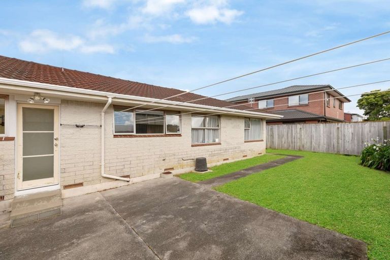 Photo of property in 2/28 Oakland Avenue, Papatoetoe, Auckland, 2025