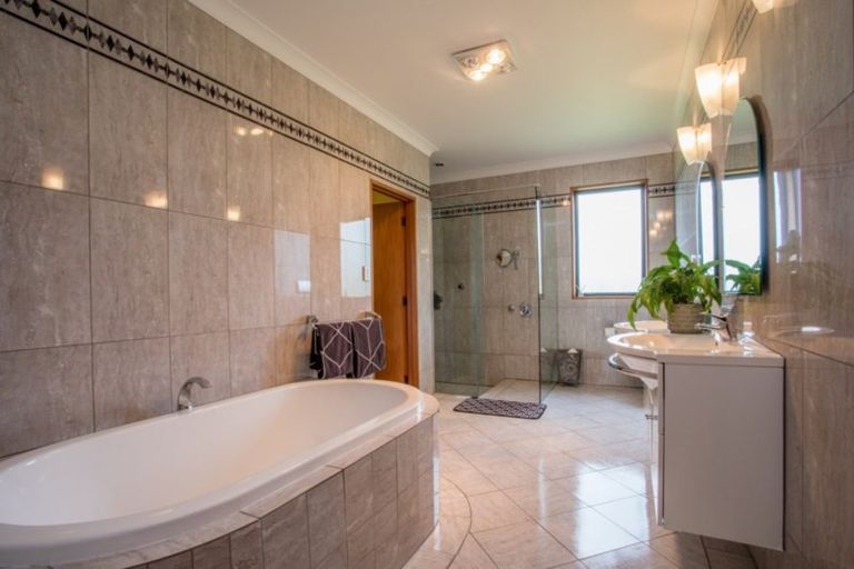 Photo of property in 59 Rose Road, Rakahouka, Invercargill, 9876