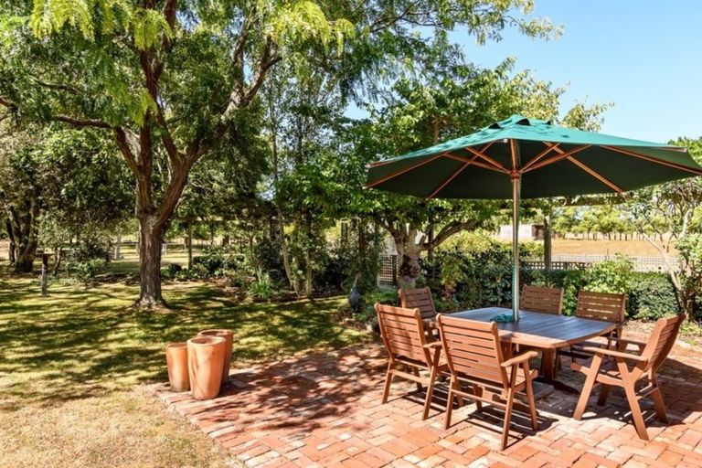 Photo of property in 1971 Moutere Highway, Upper Moutere, 7175