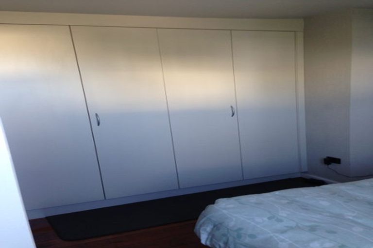 Photo of property in 70 Shakespeare Road, Bluff Hill, Napier, 4110