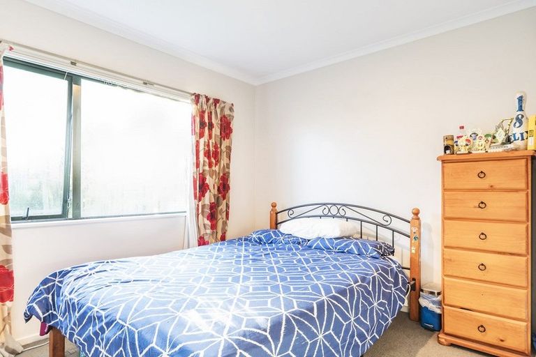 Photo of property in 5 Arawhata Way, Tuakau, 2121