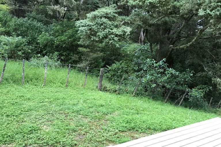 Photo of property in 1380a Hibiscus Coast Highway, Puhoi, 0994