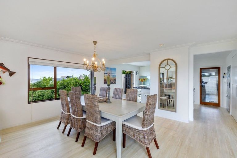 Photo of property in 16 Kotare Place, Sandspit, Warkworth, 0982