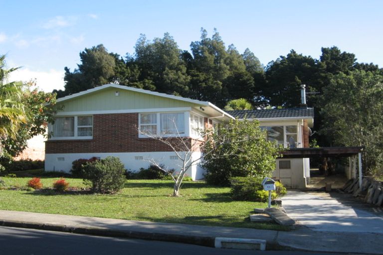 Photo of property in 95 David Avenue, Hillpark, Auckland, 2102