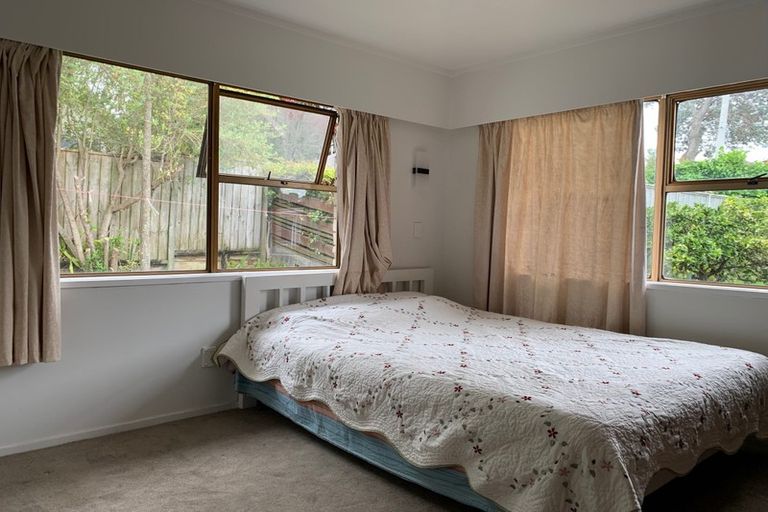 Photo of property in 20 Glencoe Road, Browns Bay, Auckland, 0630