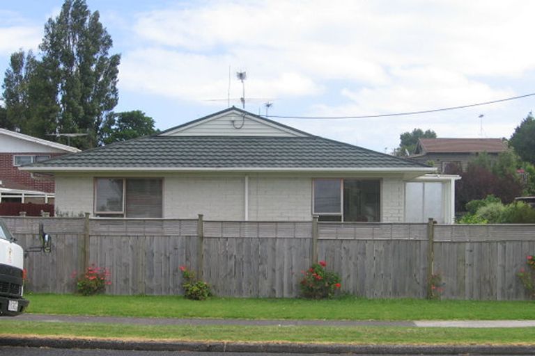 Photo of property in 1/22 Alma Road, Milford, Auckland, 0620