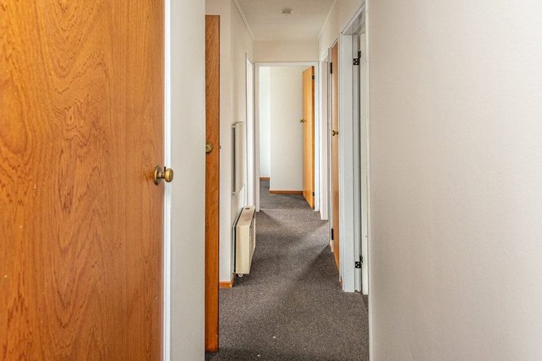 Photo of property in 19 Tongariro Street, Castlecliff, Whanganui, 4501