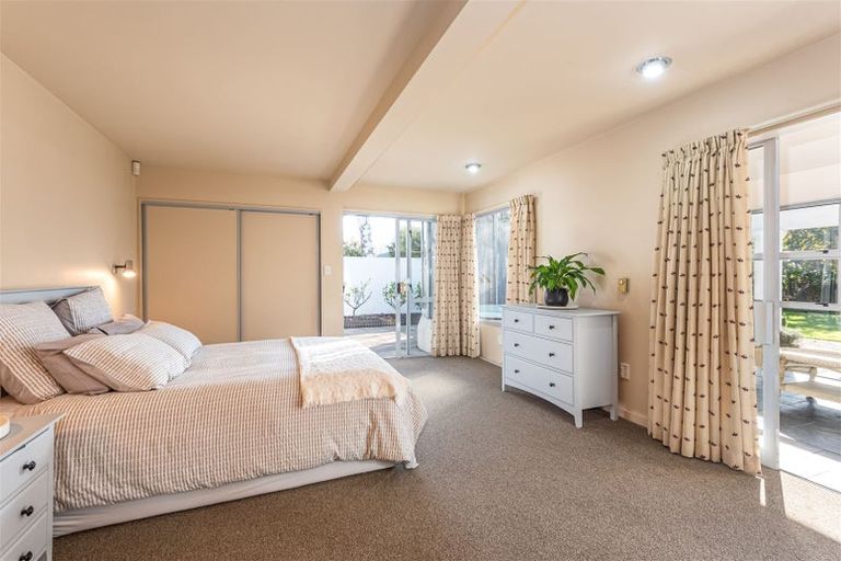 Photo of property in 17 Natalie Place, Harewood, Christchurch, 8051