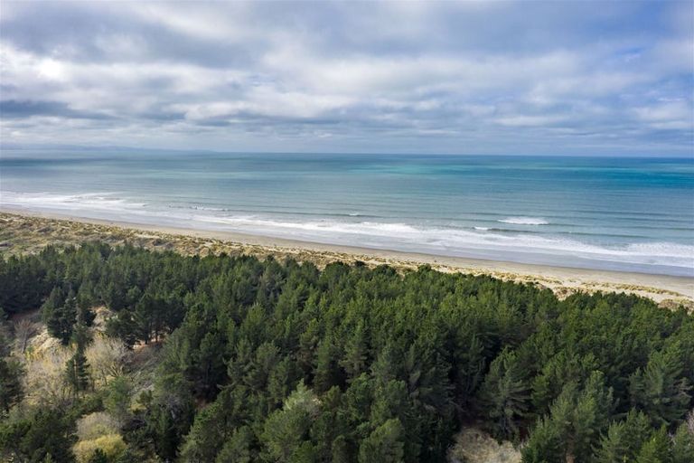 Photo of property in 7 Monks Parade, The Pines Beach, 7630