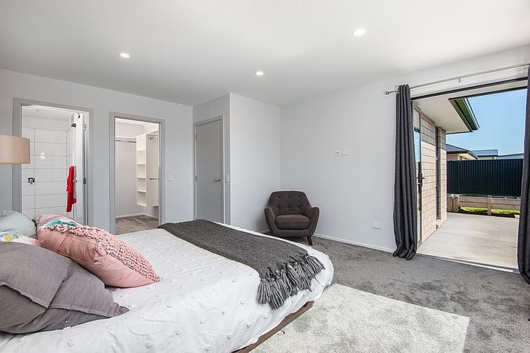 Photo of property in 38 Owhiro Avenue, Mosgiel, 9024