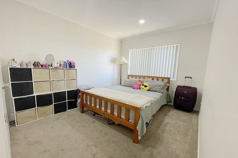 Photo of property in 7 Papaview Road, Papakura, 2110